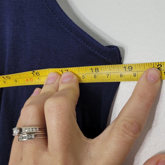 Woosea Women's Navy Blue Sleeveless V-Neck Pleads Front Maxi Dress Small NWOT - Picture 9 of 10